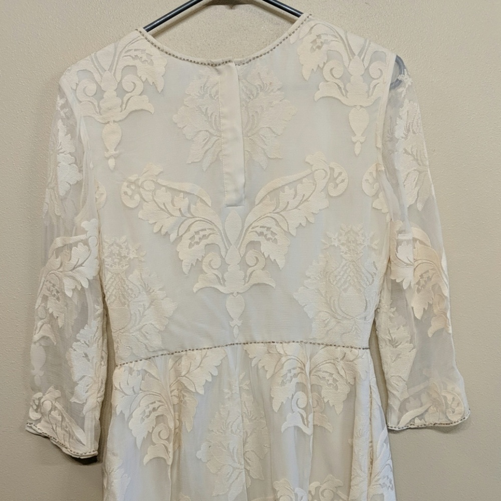 NWT Dolce Vita Lace Dress - Picture 4 of 4